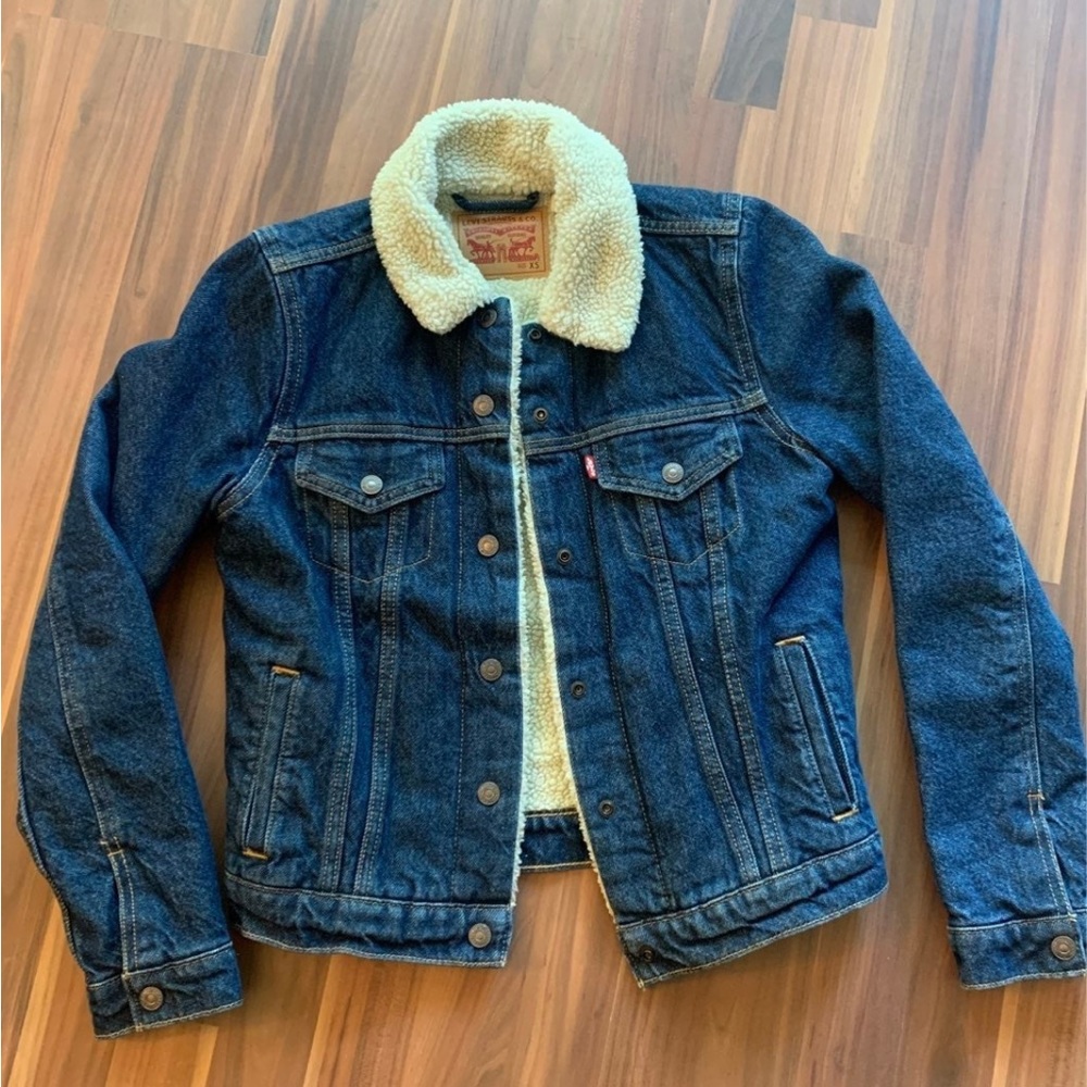 Levi’s women’s Sherpa blue Jean jacket